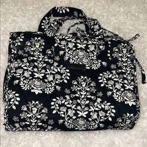Vera Bradley Black and White Travel hanging organizer bag with Floral Elegance